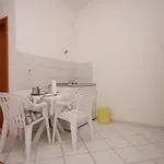 6745b Podaca