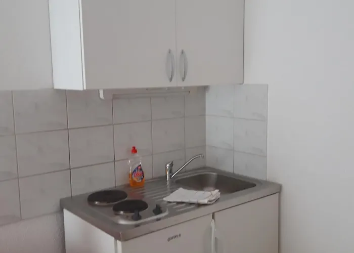 6745b Podaca